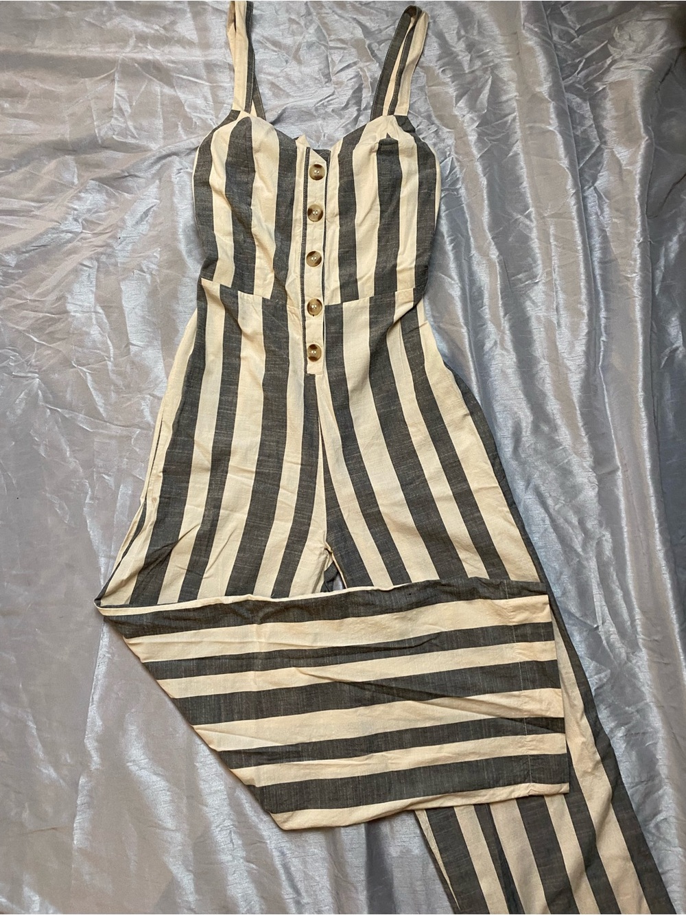 Japna Cream & Grey Striped Button-Front Jumpsuit